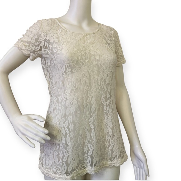 Express Tops - Ivory Lace Top